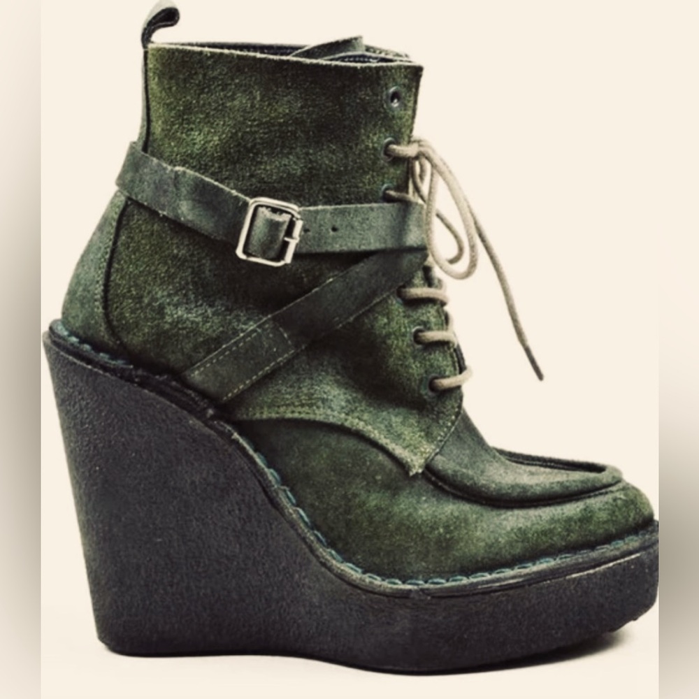 Pierre Hardy Green suede Wedge Ankle Boots